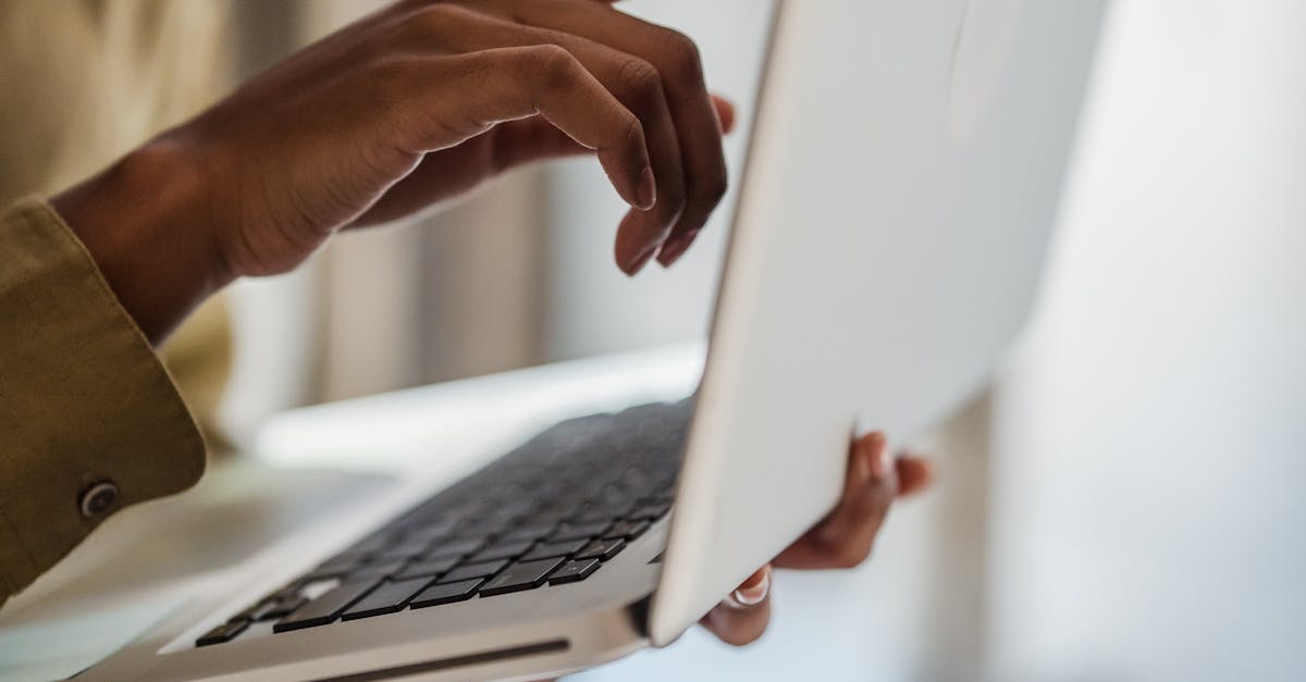 Budgeting for Toshiba Laptop Screen Repair Expenses